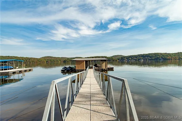 $850,000 | 472 Osage Oaks Drive, Climax Springs, MO 65324