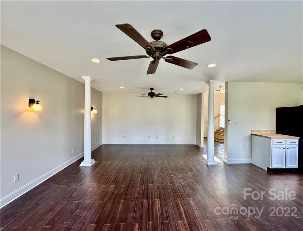 506 Ridge Road Marion, NC 28752 - Photo 8 of 34 Gallery Image 8