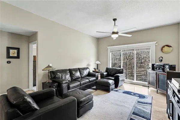 $470,000 | 1903 Northwest 75th Street, Kansas City, MO 64151