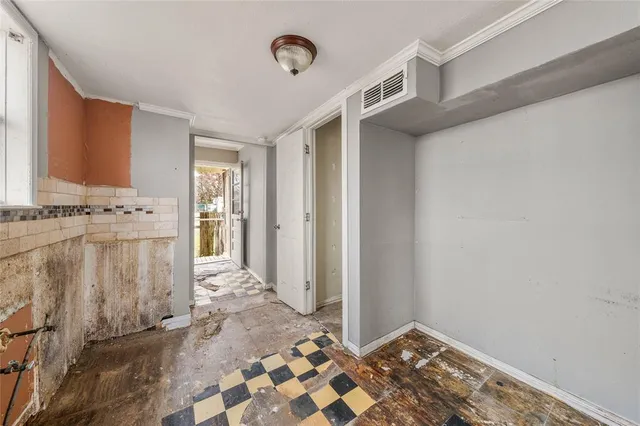 a view of a storage & utility room