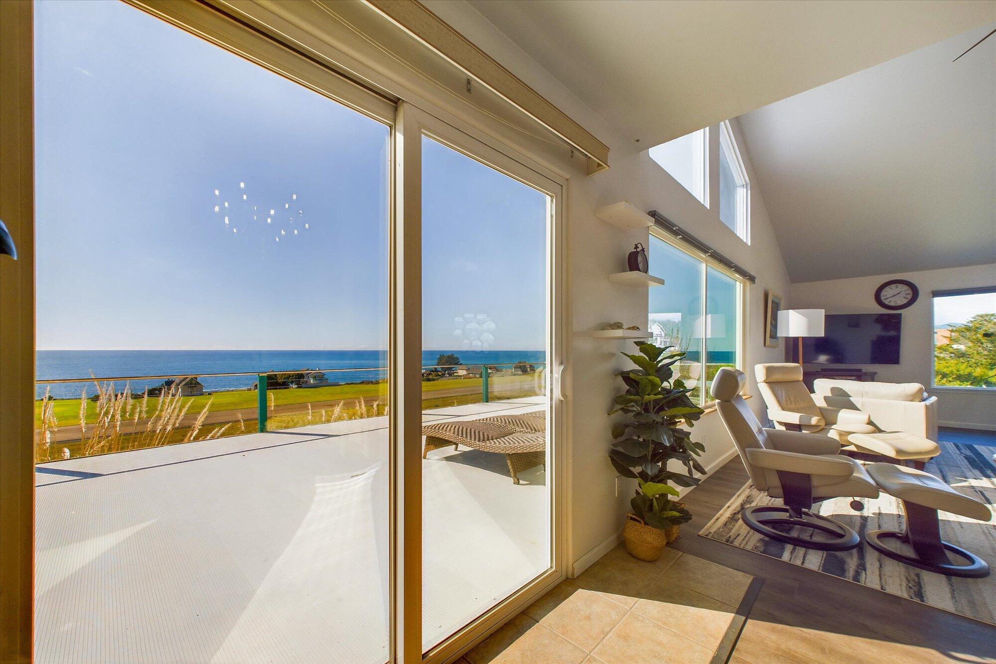 281 Sea View Road Shelter Cove, CA 95589 - Photo 48 of 63 46-281 Sea View-145