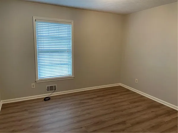 $2,500 | 119 Sawnee Drive, Cumming, GA 30040