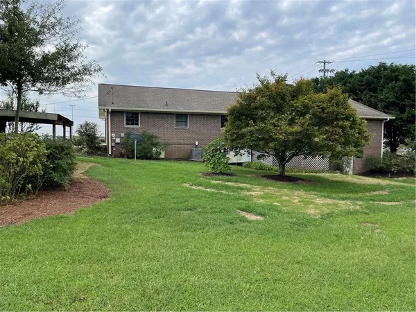 $2,500 | 119 Sawnee Drive, Cumming, GA 30040