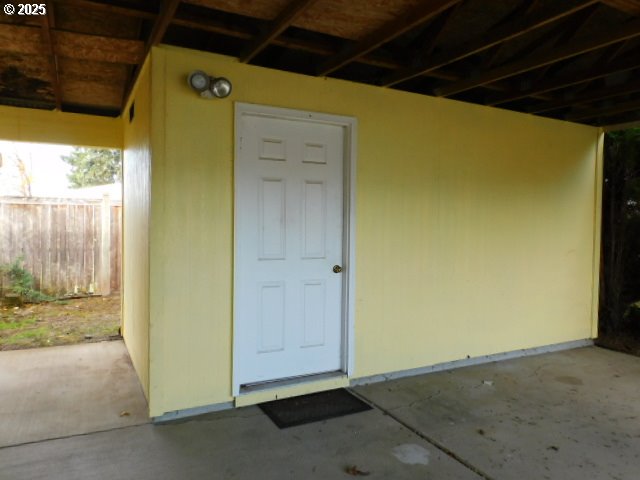 145 River Road Junction City, OR 97448 - Photo 7 of 35 a view of a door