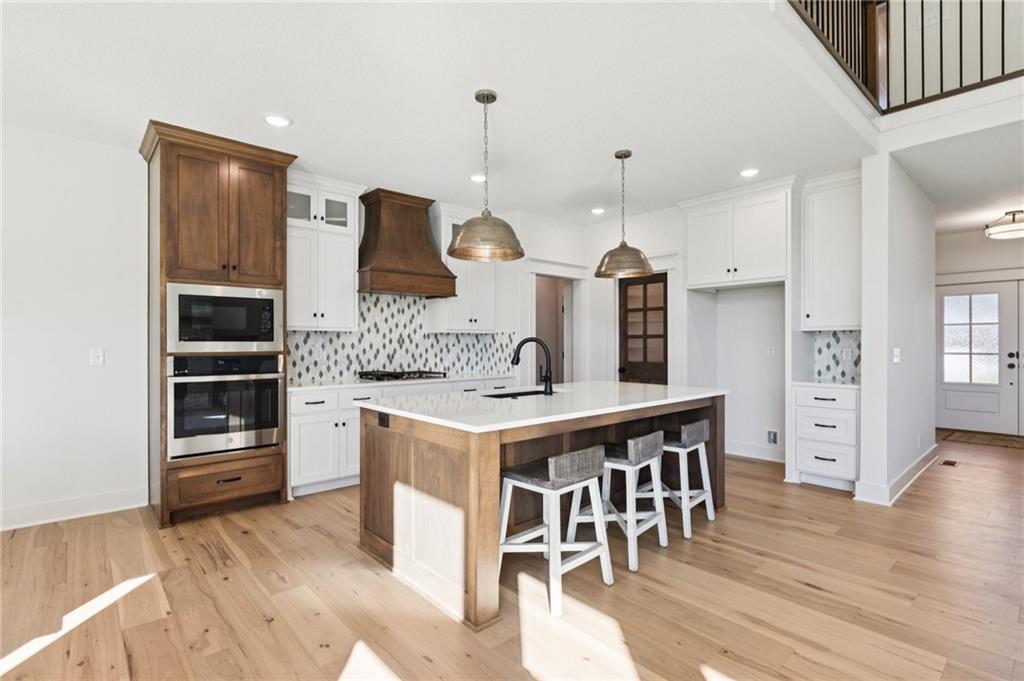 16354 Spring Valley Street Gardner, KS 66030 - Photo 12 of 50