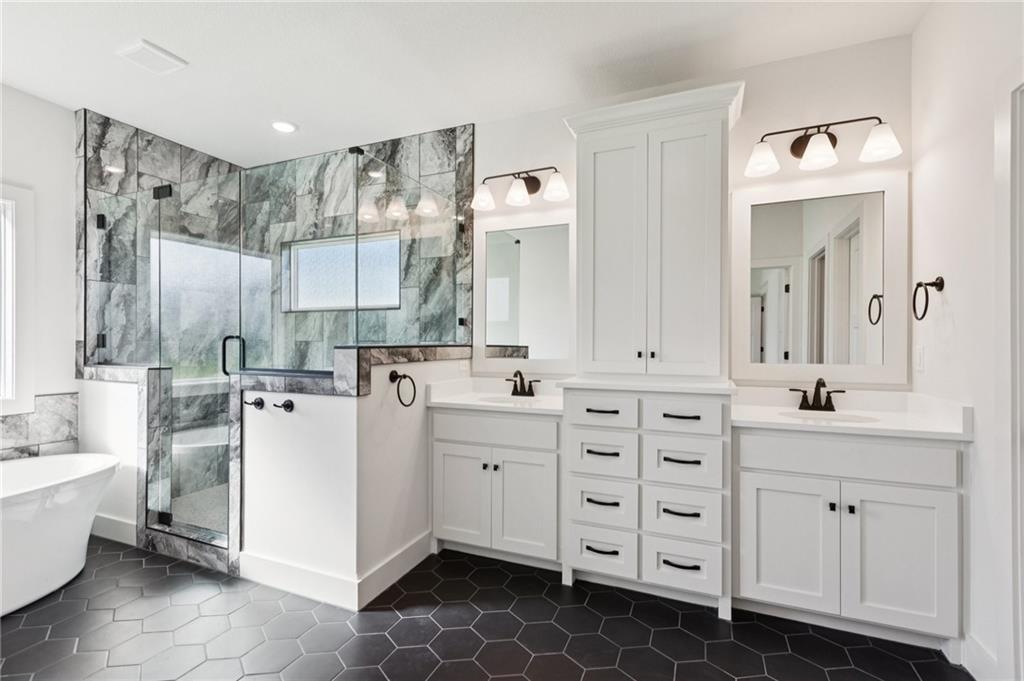 16354 Spring Valley Street Gardner, KS 66030 - Photo 19 of 50