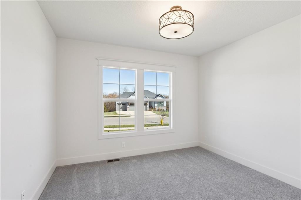 16354 Spring Valley Street Gardner, KS 66030 - Photo 25 of 50