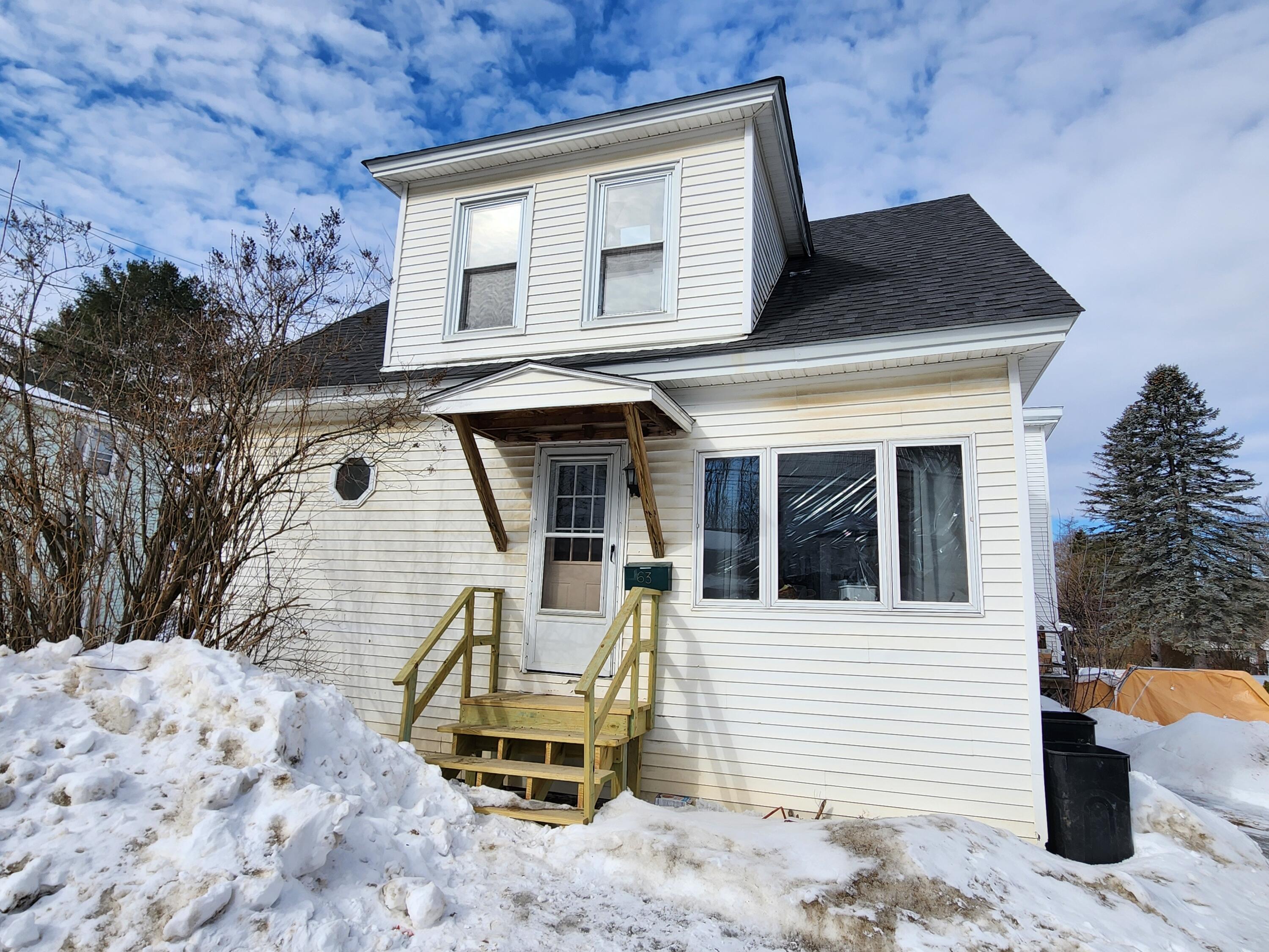 63 Summer Street Waterville, ME 04901 - Photo 1 of 26 Exterior Front