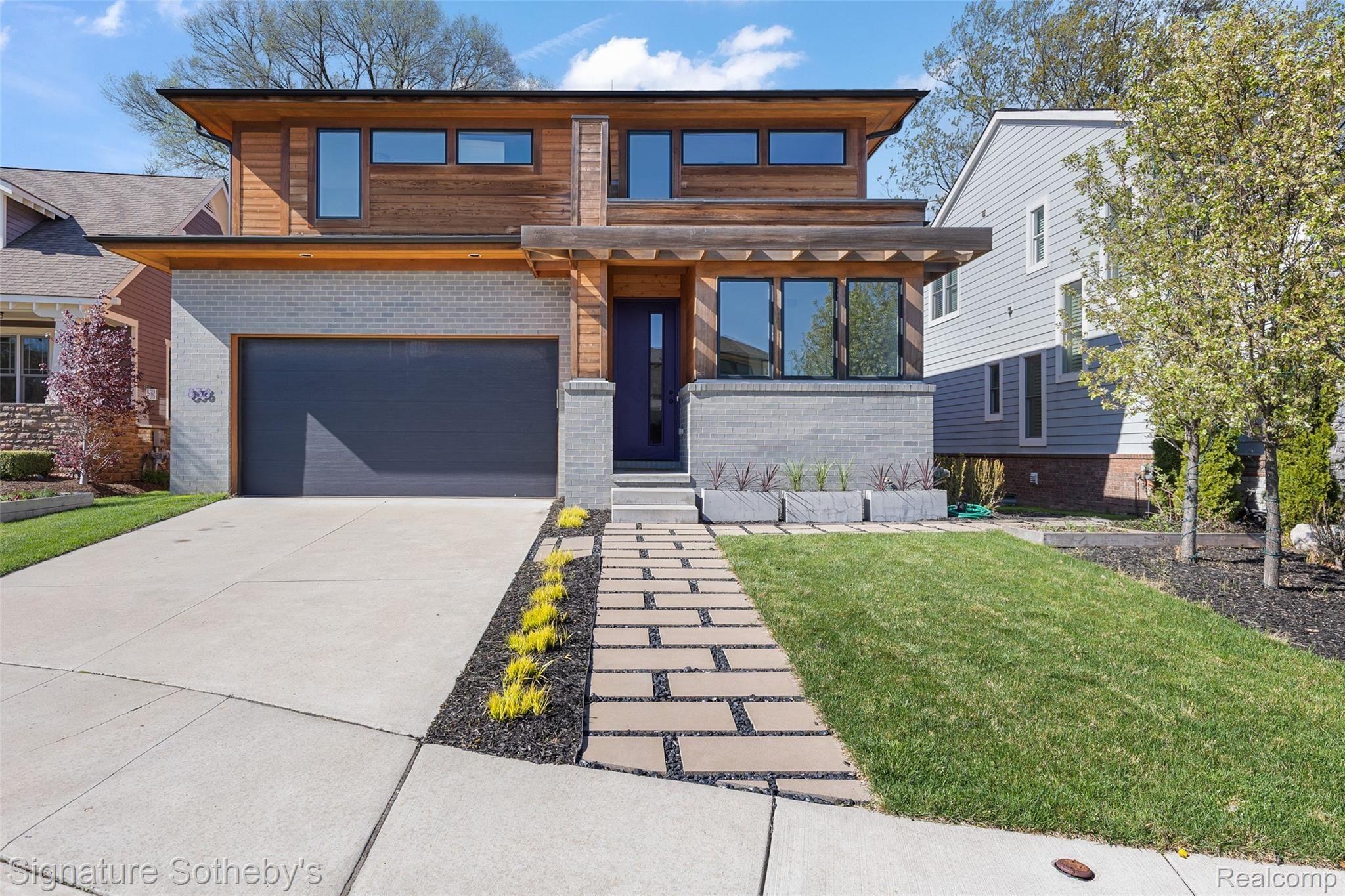 836 Cumberland Ridge Court Rochester, MI 48307 - Photo 1 of 59 836 Cumberland Ridge MLS-3.jpg