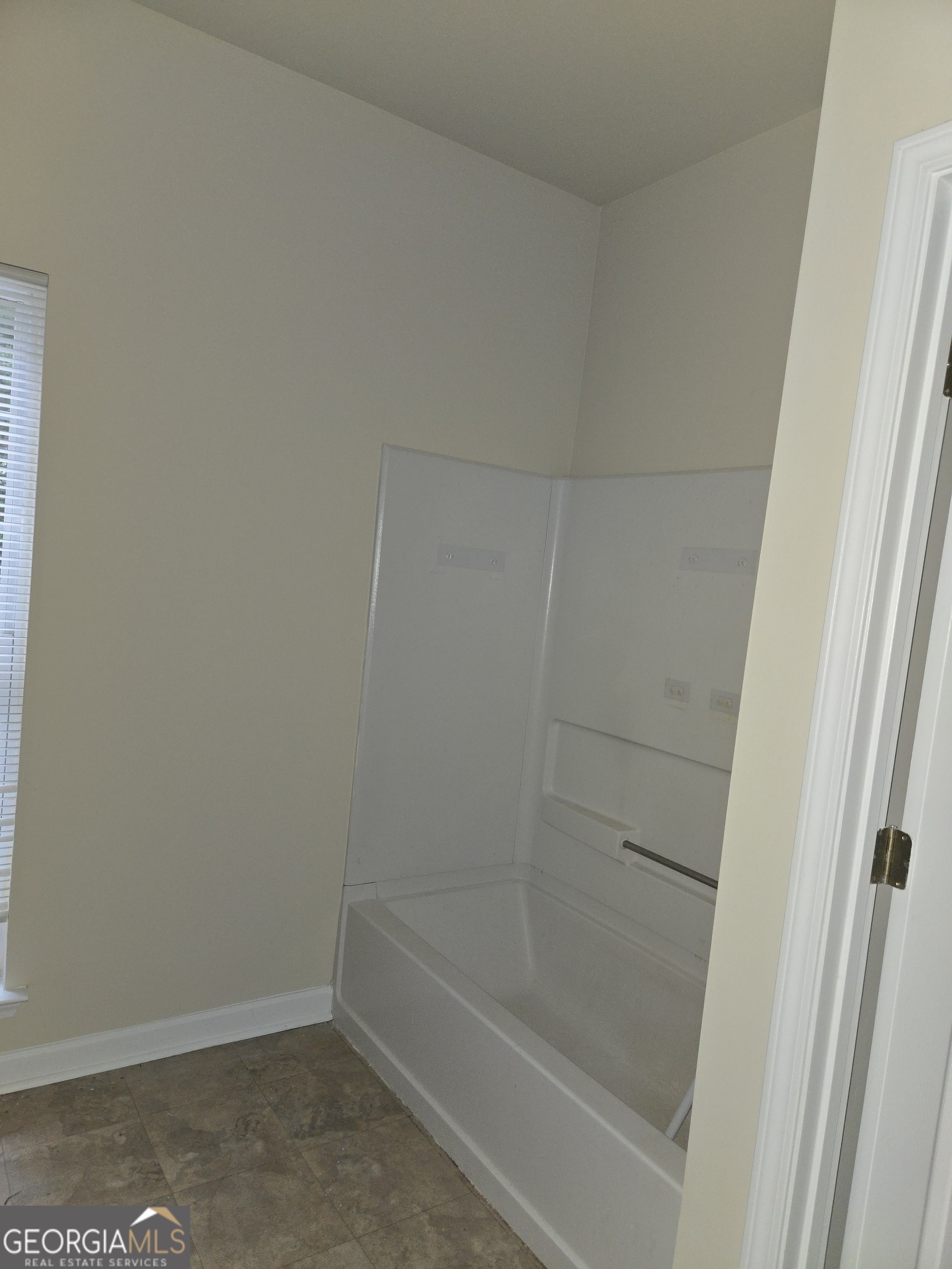 156 Red Bank Road, Unit A Alpharetta, GA 30004 - Photo 7 of 20
