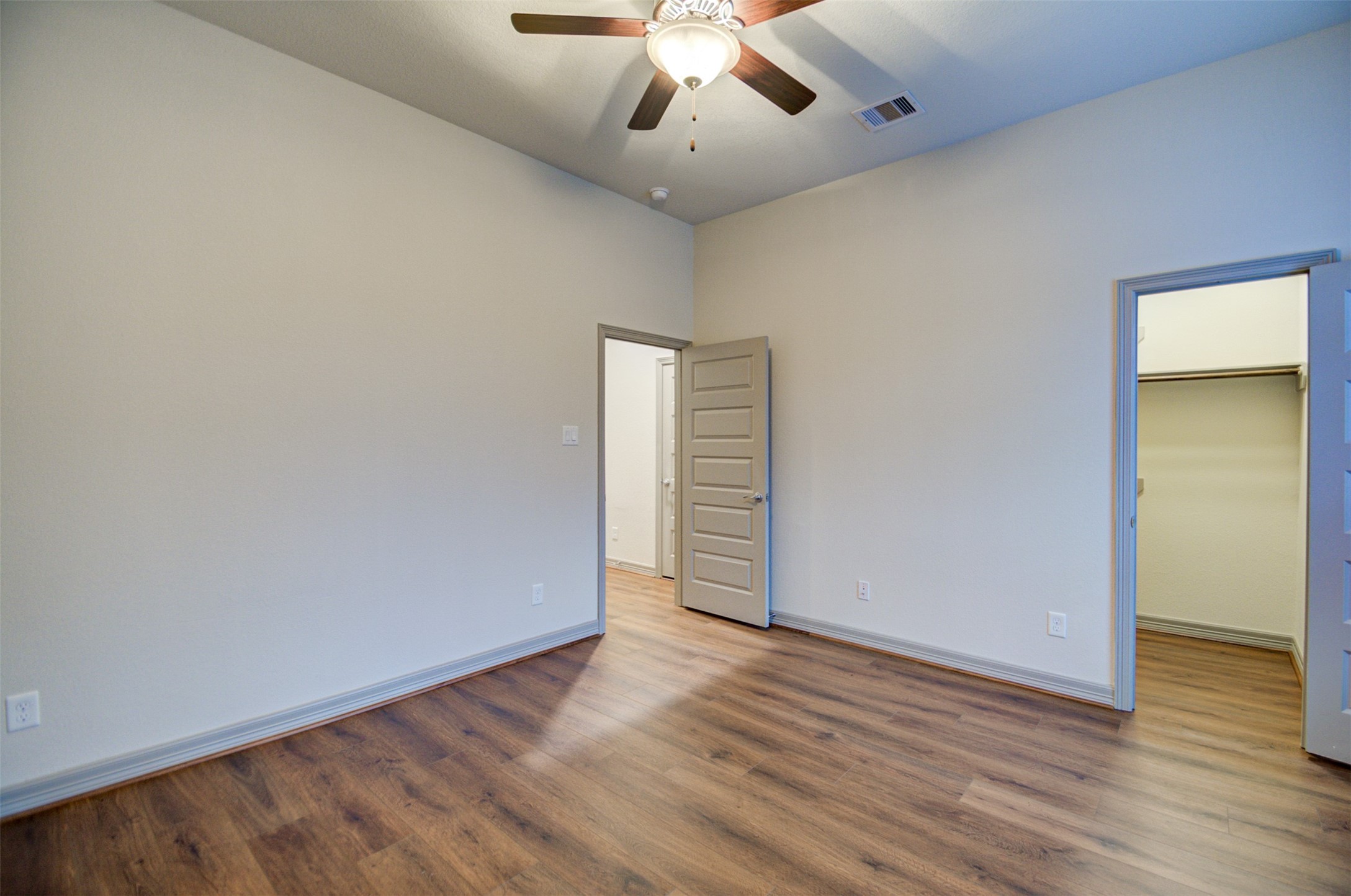 5941 Kansas Street Houston, TX 77007 - Photo 14 of 21