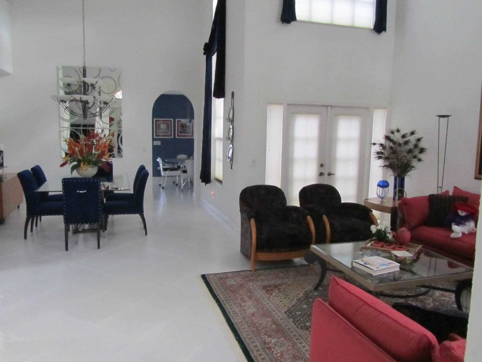 23384 Mirabella Circle South Boca Raton, FL 33433 - Photo 3 of 18 Living room