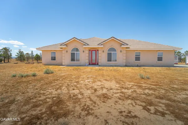 $549,900 | 50725 70th Street West, Lancaster, CA 93536