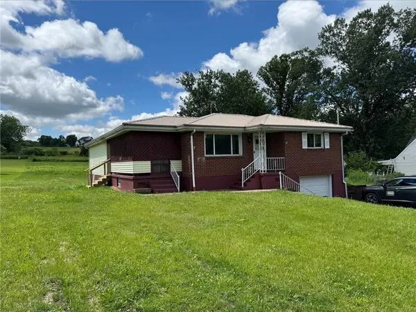 $224,900 | 126 Holly Place Road, Mount Pleasant, PA 15666