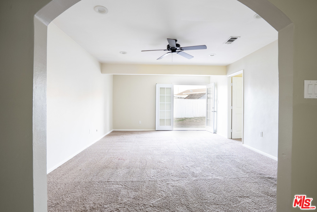 10360 Kenyon Court Riverside, CA 92505 - Photo 15 of 26