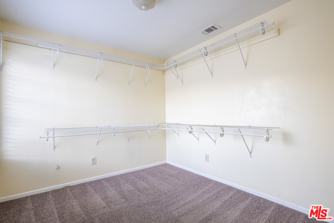 10360 Kenyon Court Riverside, CA 92505 - Photo 16 of 26