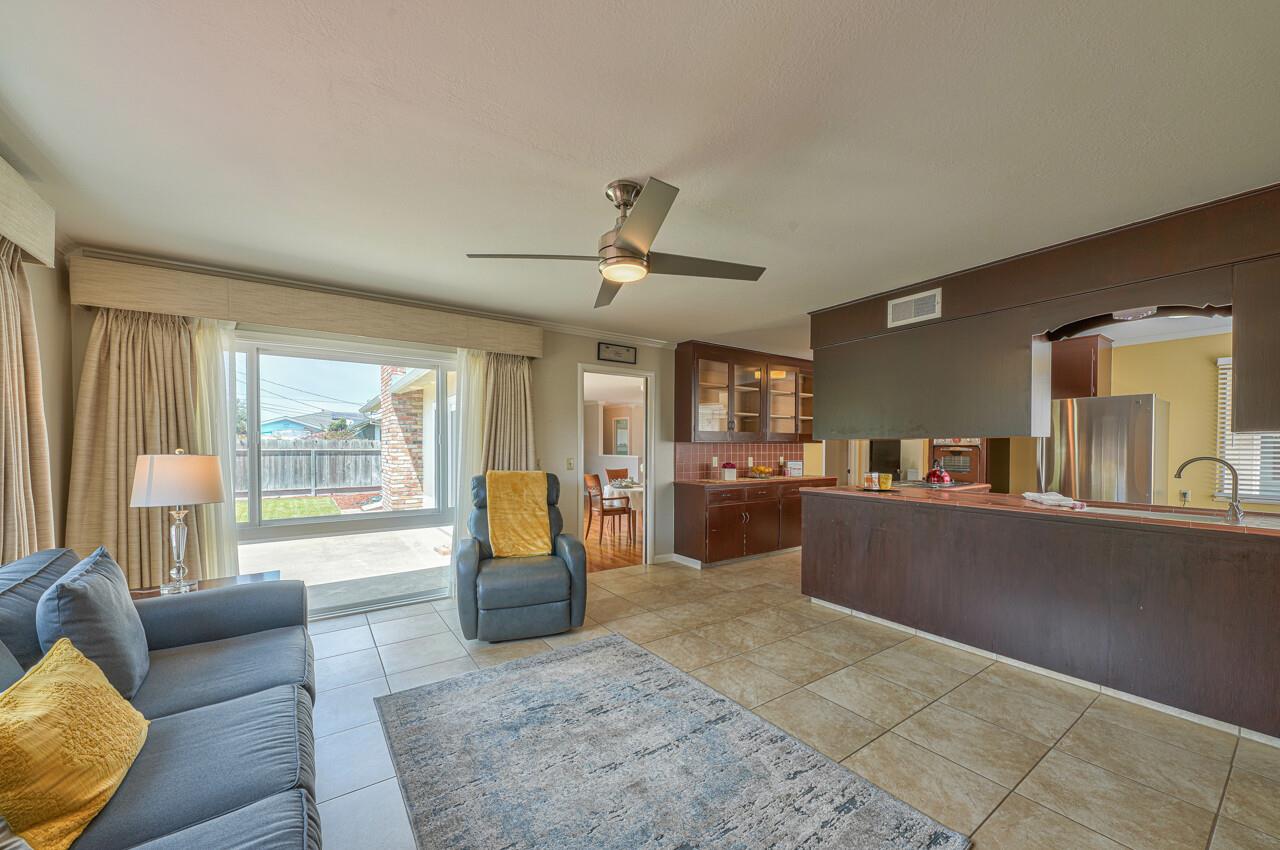 918 Junipero Way Salinas, CA 93901 - Photo 12 of 33 a living room with furniture and a large window