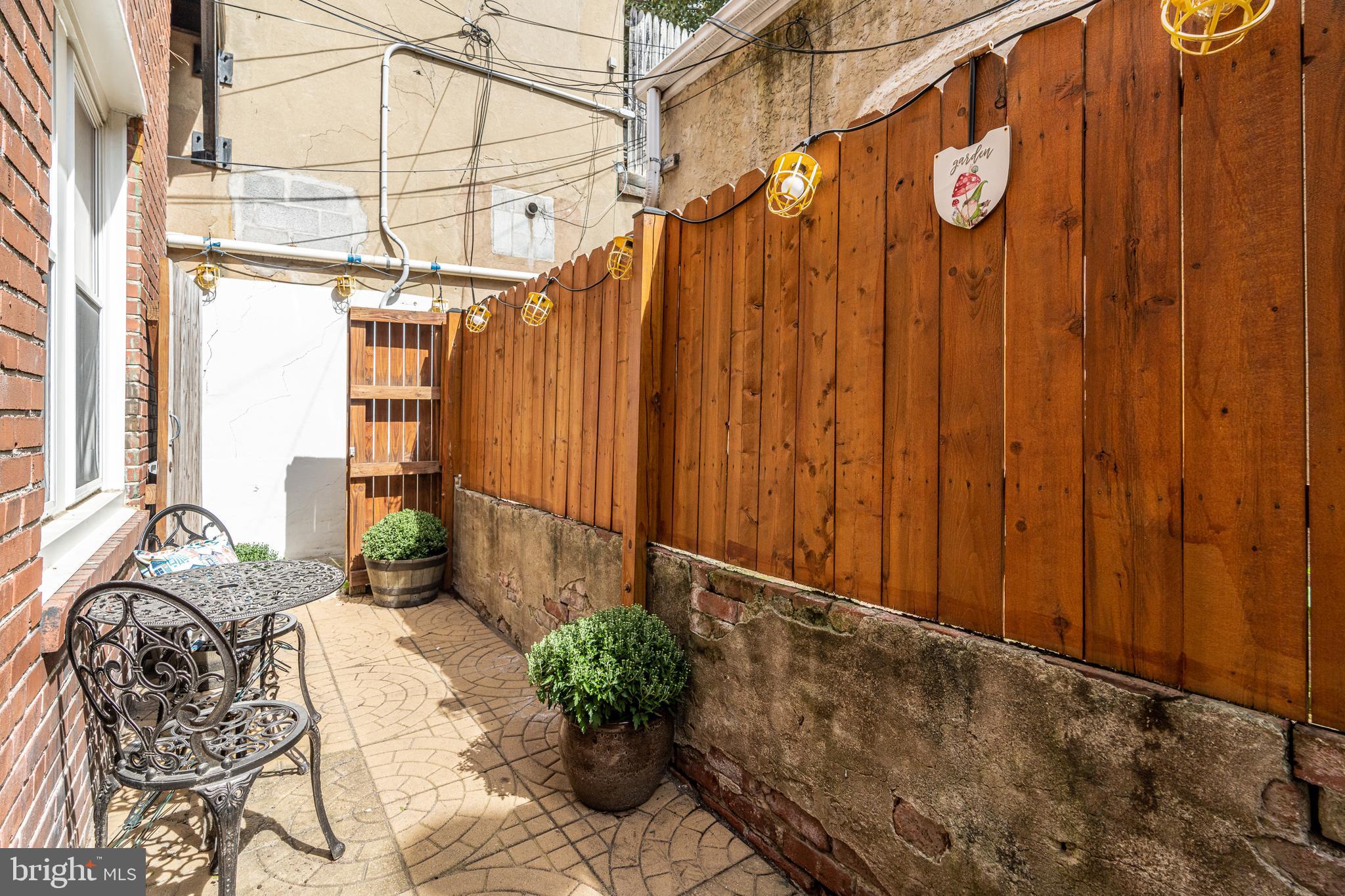 4339 Main Street, Unit R Philadelphia, PA 19127 - Photo 15 of 19