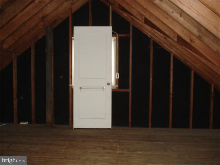 204 Wellington Road Shillington, PA 19607 - Photo 11 of 13 Gallery Image 11