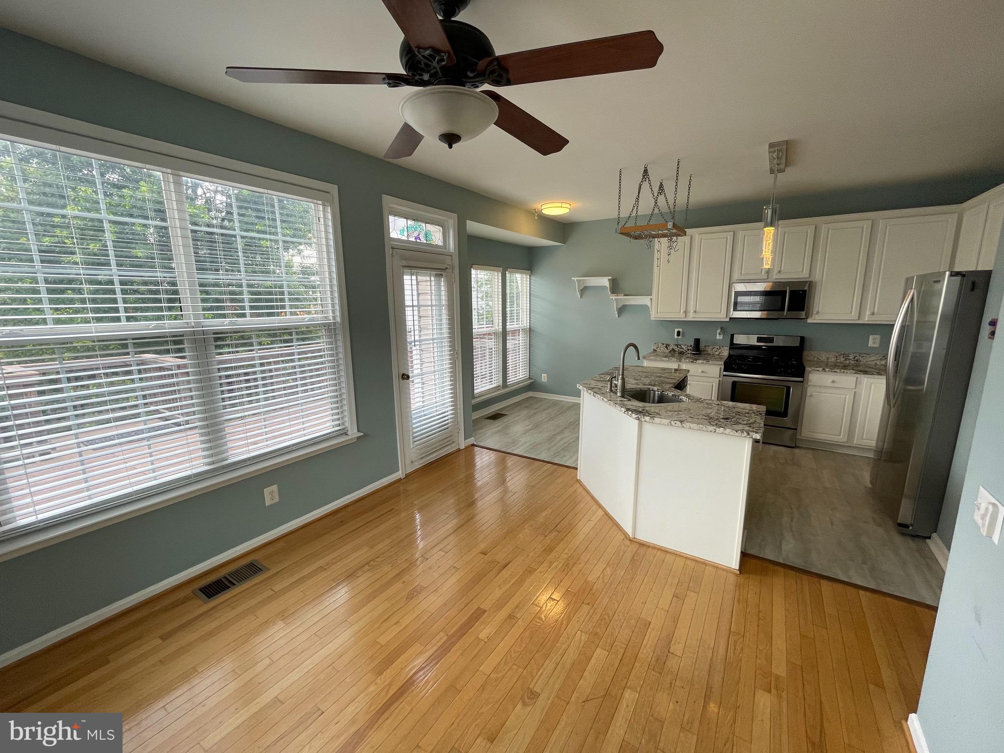 22464 Maison Carree Square Ashburn, VA 20148 - Photo 5 of 15