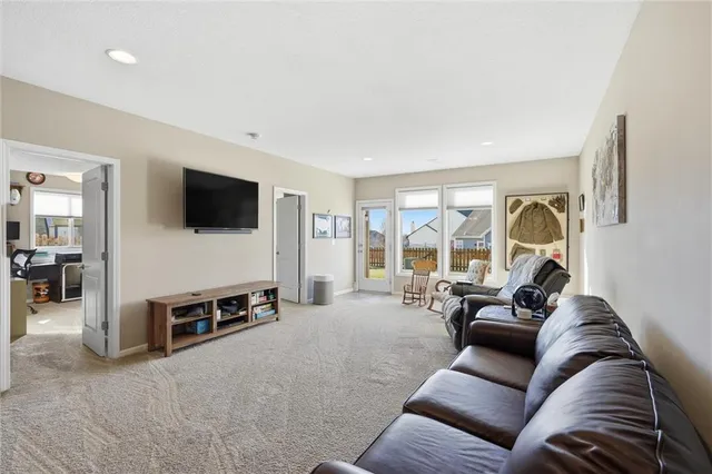 $440,000 | 804 South Washington Street, Raymore, MO 64083