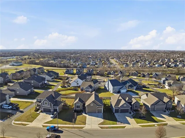 $440,000 | 804 South Washington Street, Raymore, MO 64083