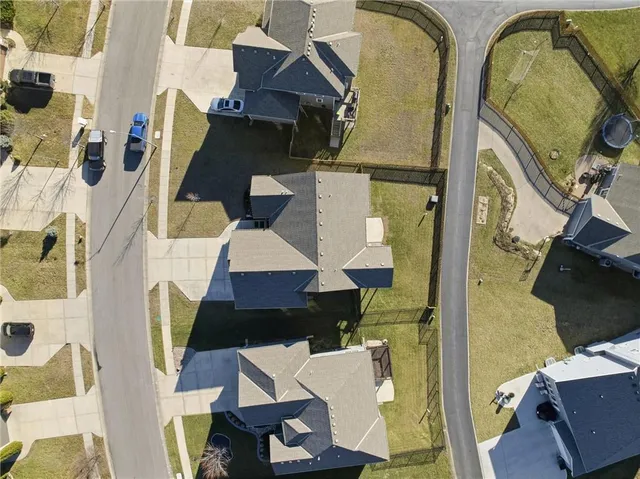 $440,000 | 804 South Washington Street, Raymore, MO 64083