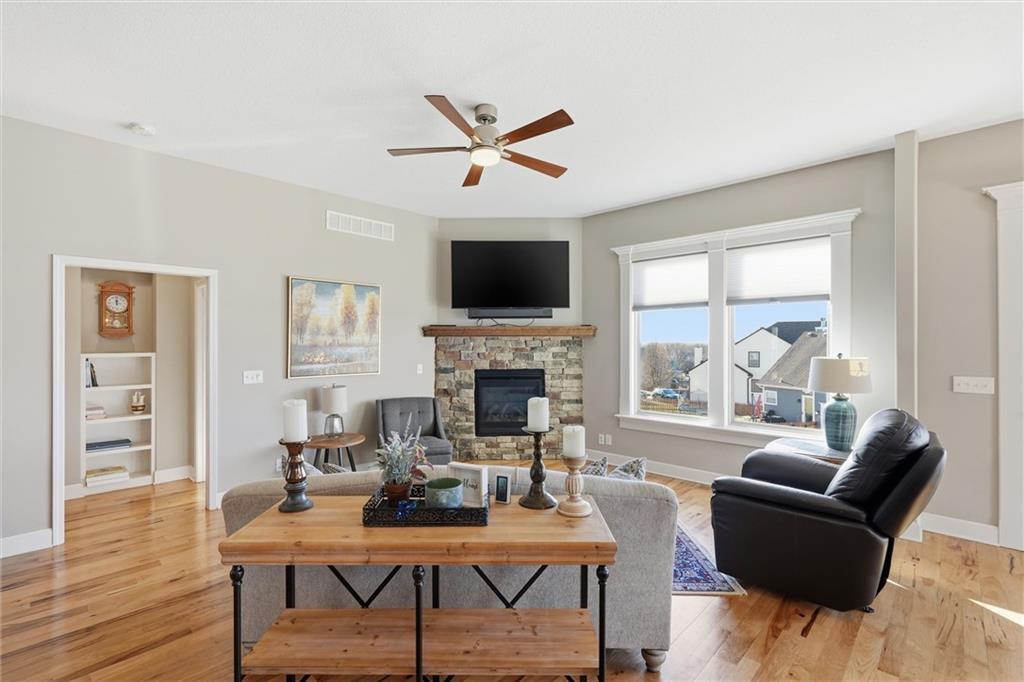 804 South Washington Street Raymore, MO 64083 - Photo 6 of 48