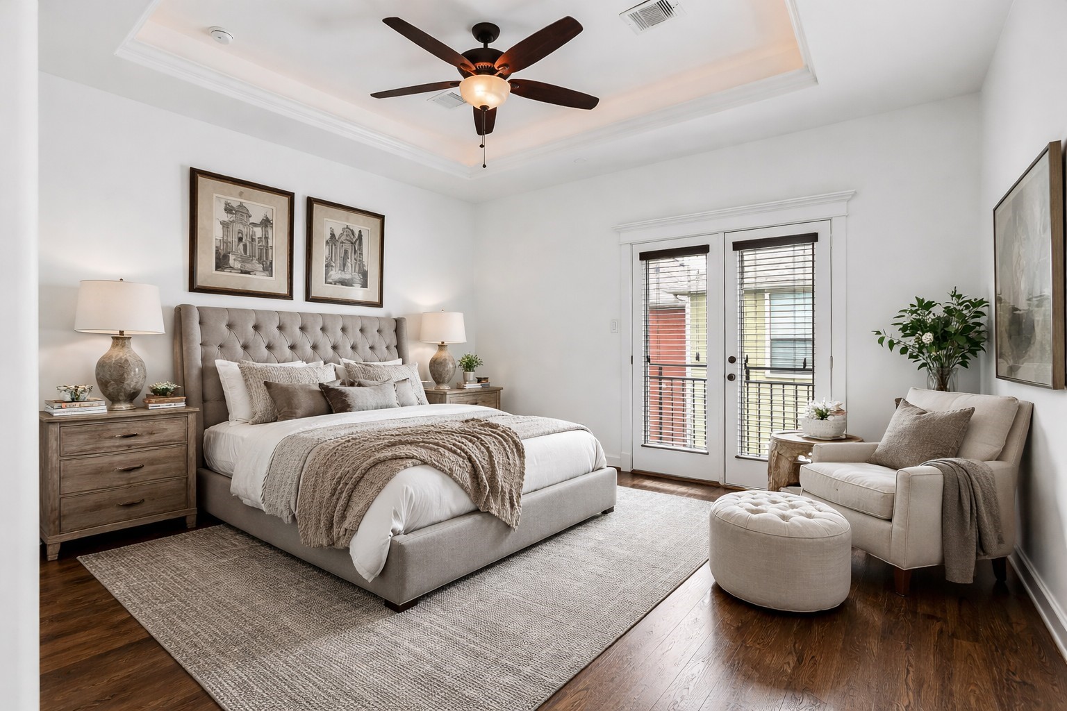 612 West 27th Street Houston, TX 77008 - Photo 1 of 36 a spacious bedroom with a bed and wooden floor