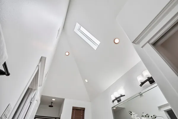 $445,000 | 612 West 27th Street, Houston, TX 77008