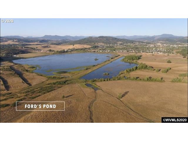 2201 Fort McKay Road Oakland, OR 97462 - Photo 14 of 30 Gallery Image 14