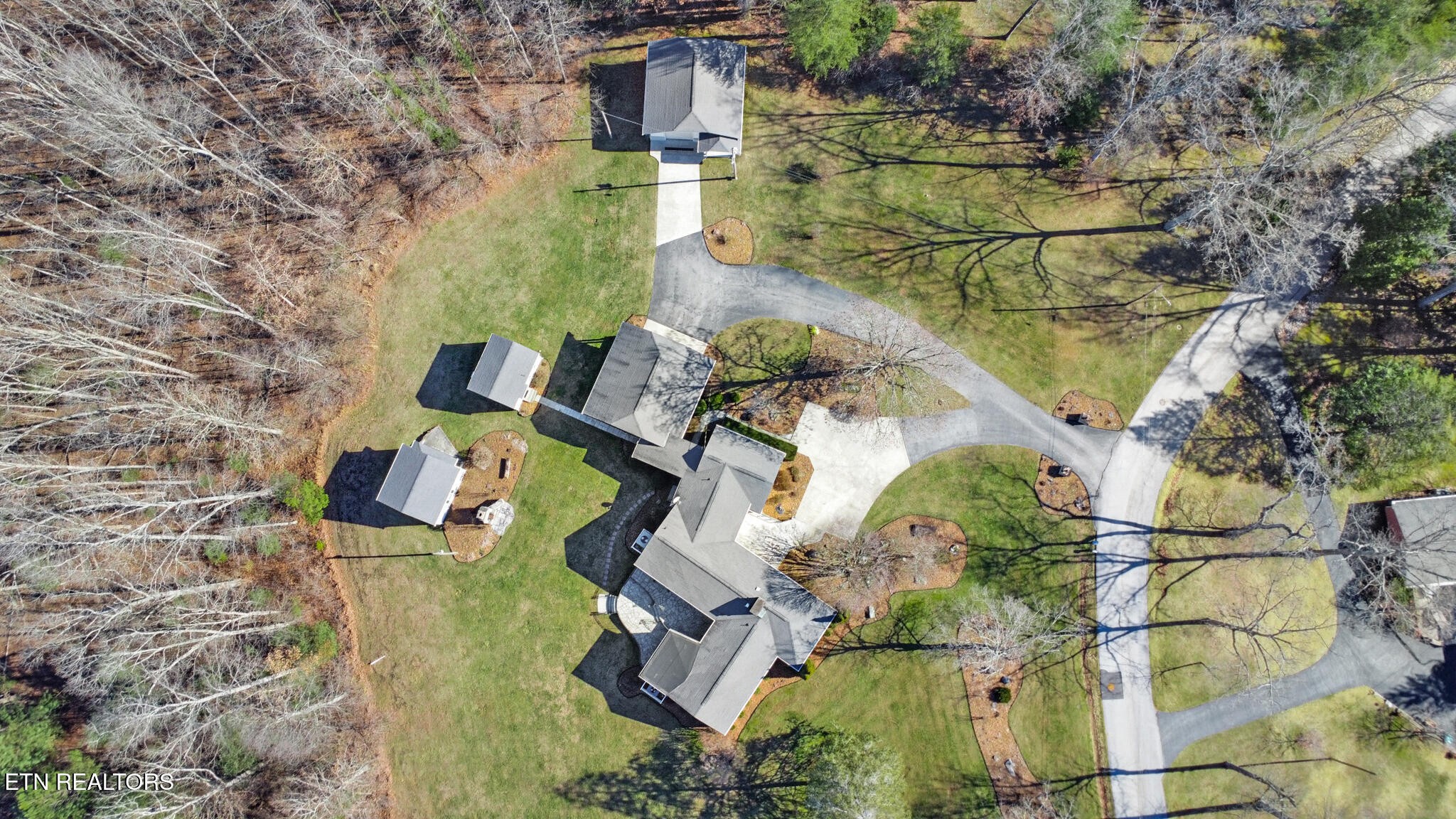 233 Morgan Road Crossville, TN 38555 - Photo 7 of 57