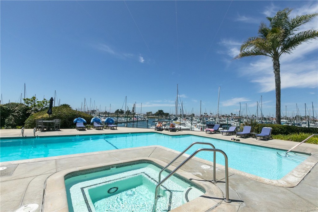 2901 Peninsula Road, Unit 241 Oxnard, CA 93035 - Photo 26 of 33 One of three pools!