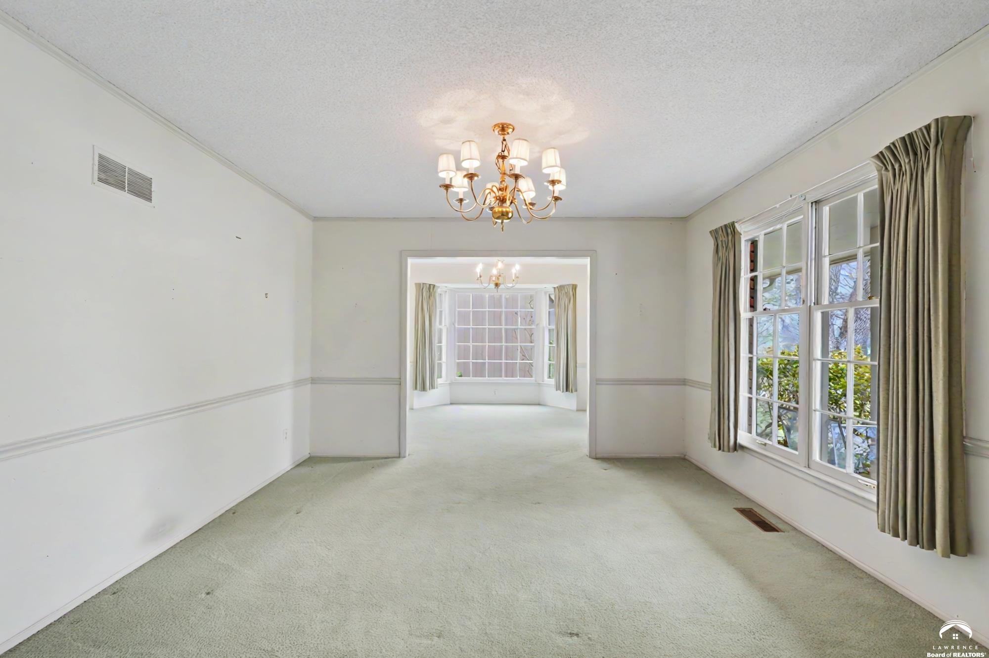 2909 Topeka Lane Lawrence, KS 66047 - Photo 15 of 38