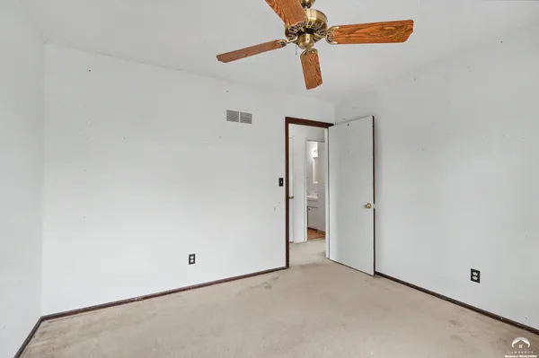 $295,000 | 2909 Topeka Lane, Lawrence, KS 66047