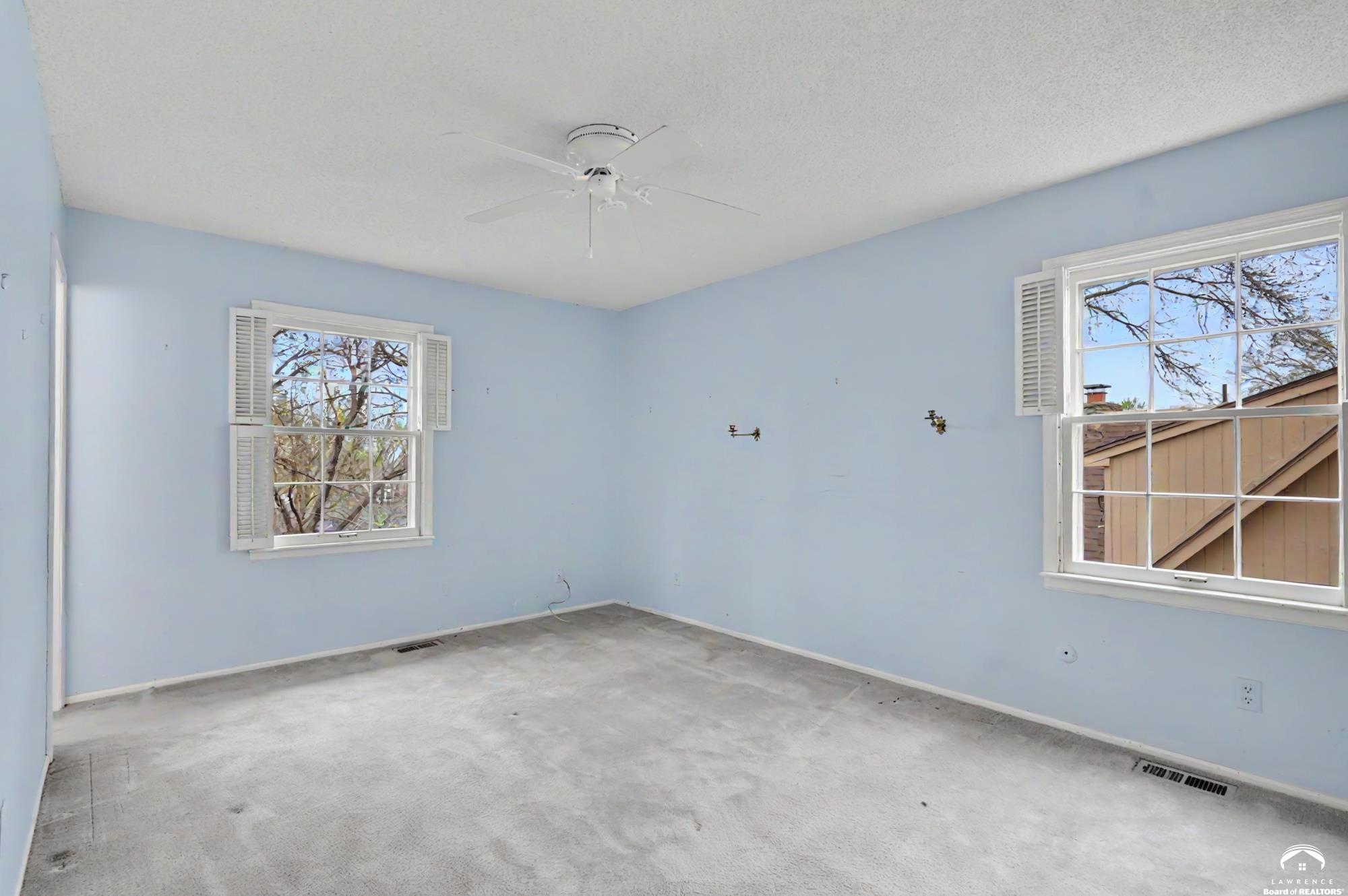 2909 Topeka Lane Lawrence, KS 66047 - Photo 24 of 38