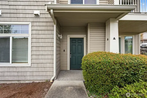 $400,000 | 6137 Hazel Loop Southeast, Unit A8, Auburn, WA 98092