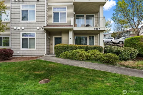 $400,000 | 6137 Hazel Loop Southeast, Unit A8, Auburn, WA 98092