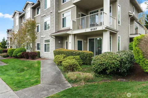 $400,000 | 6137 Hazel Loop Southeast, Unit A8, Auburn, WA 98092