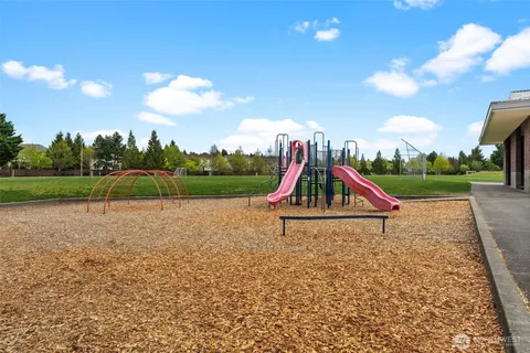 $400,000 | 6137 Hazel Loop Southeast, Unit A8, Auburn, WA 98092