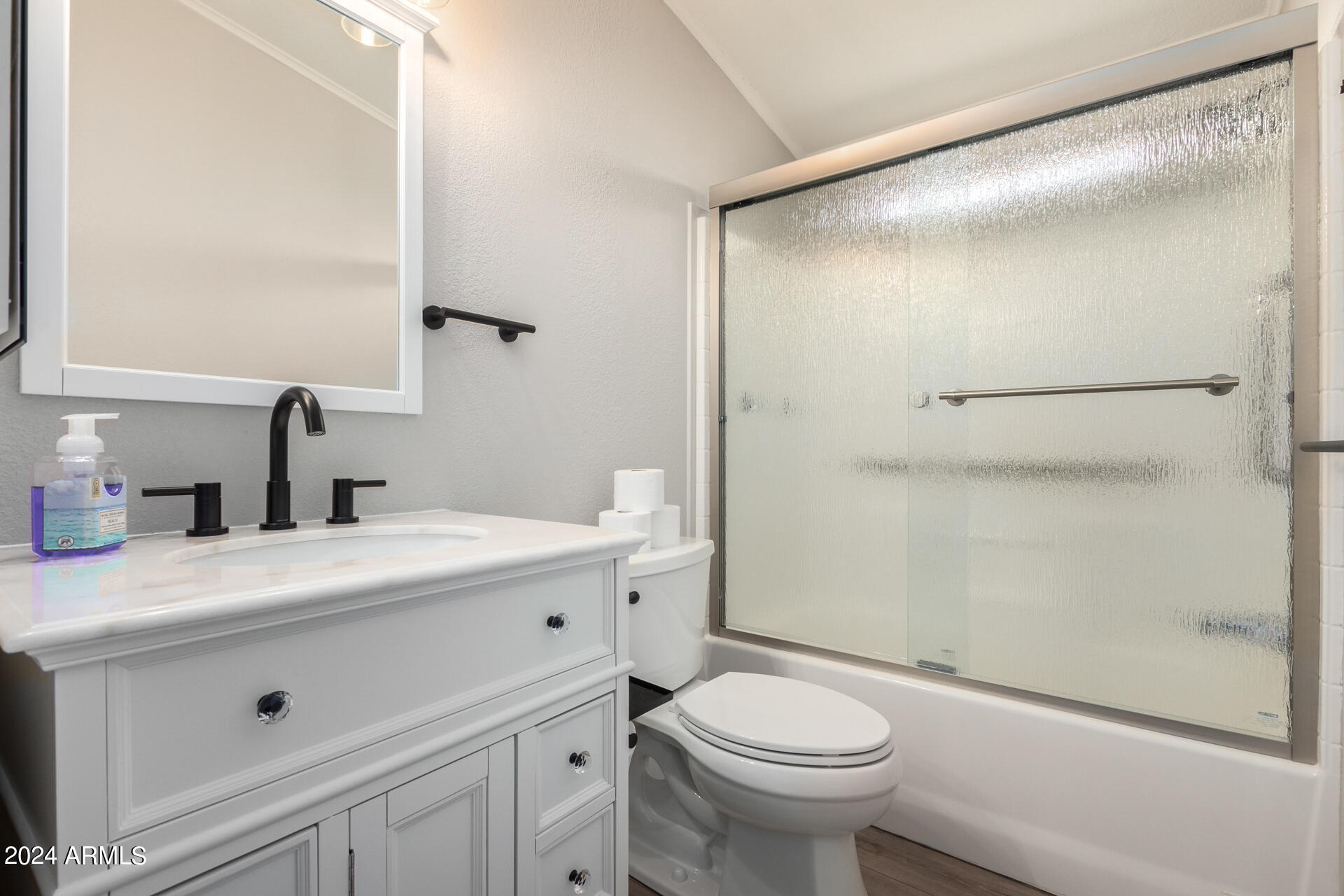 215 North Power Road, Unit 185 Mesa, AZ 85205 - Photo 26 of 40 2nd Bathroom