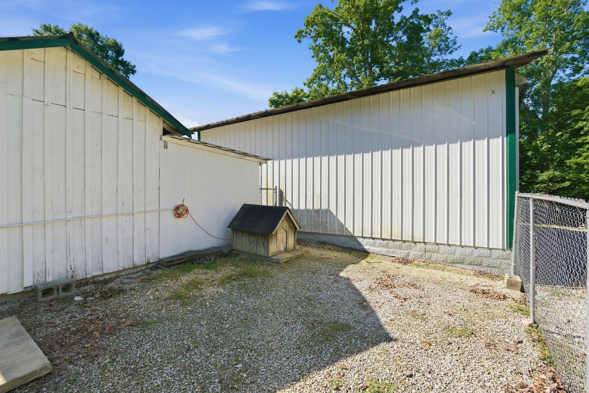 1170 Liberty Road Charlotte, TN 37036 - Photo 35 of 49