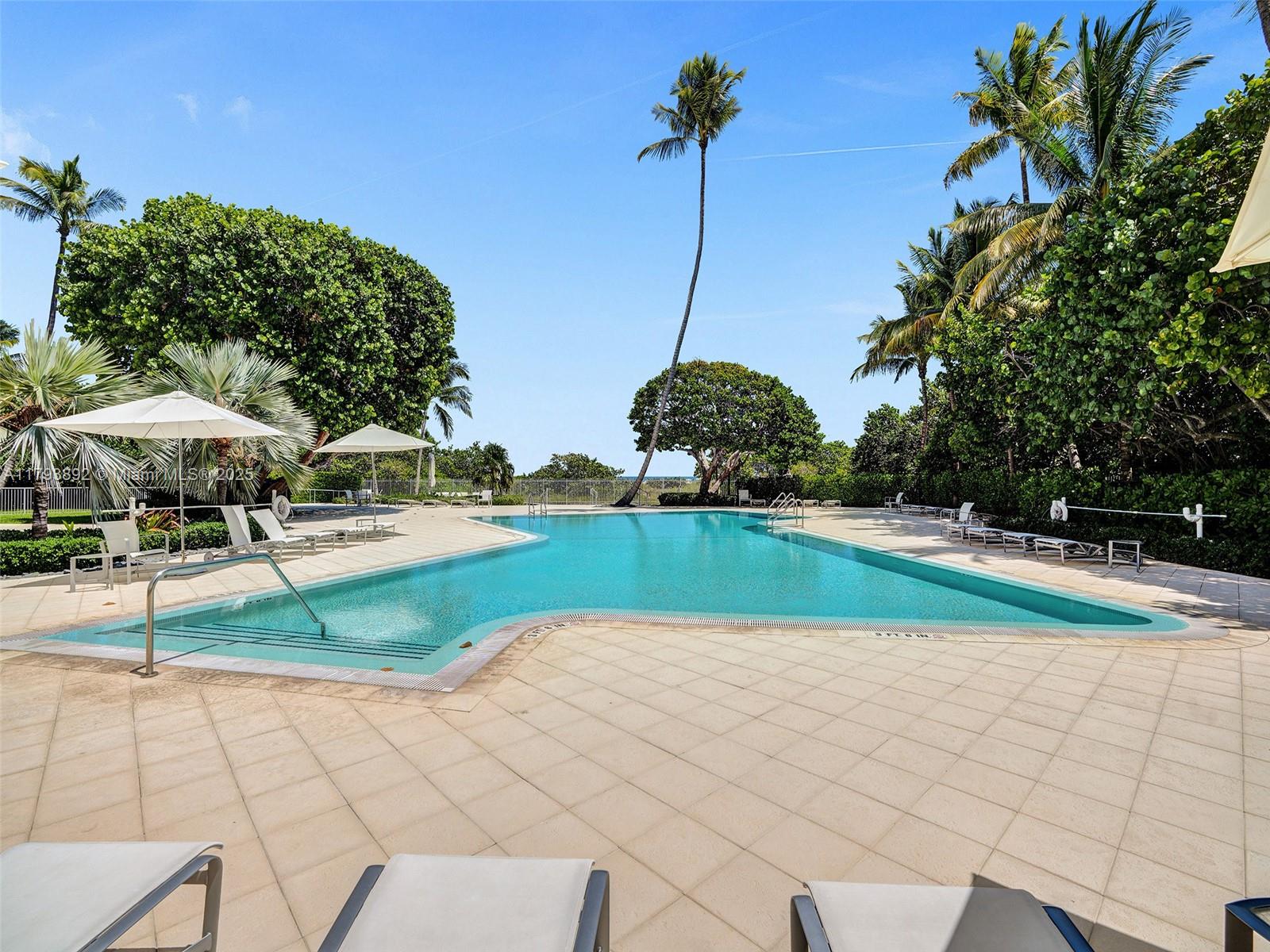 200 Ocean Ln Drive, Unit 803 Key Biscayne, FL 33149 - Photo 15 of 21 a view of a garden