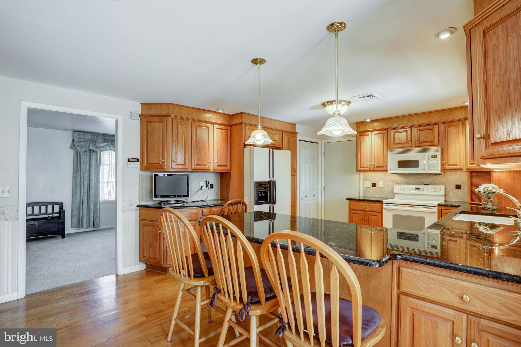 2363 Sunnyside Road Manheim, PA 17545 - Photo 20 of 39 Generous cabinetry and large pantry