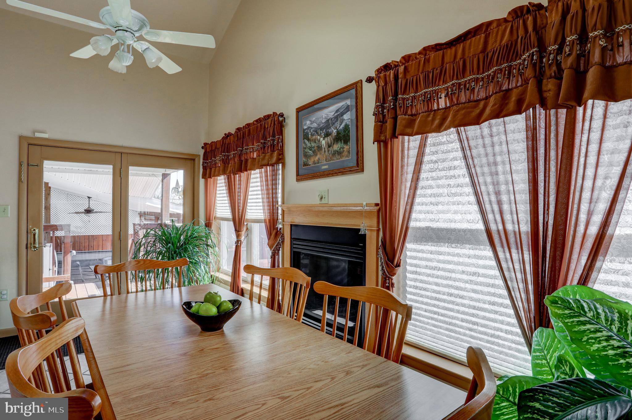 2363 Sunnyside Road Manheim, PA 17545 - Photo 24 of 39 Gracious sunroom overlooking patio/pool venue