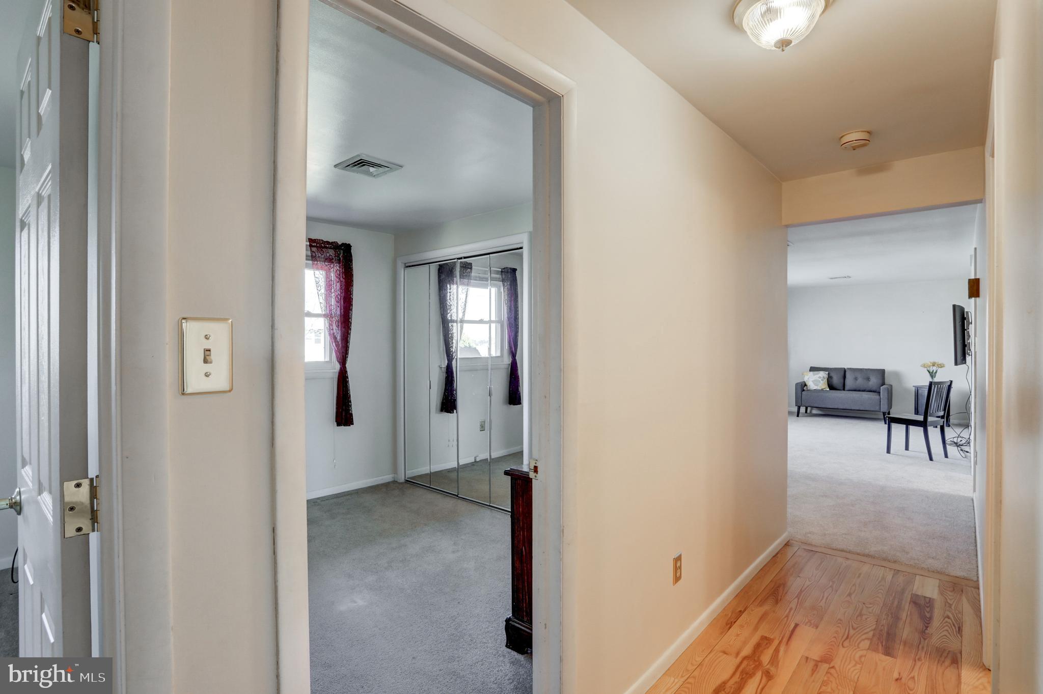 2363 Sunnyside Road Manheim, PA 17545 - Photo 25 of 39 Hardwood floors