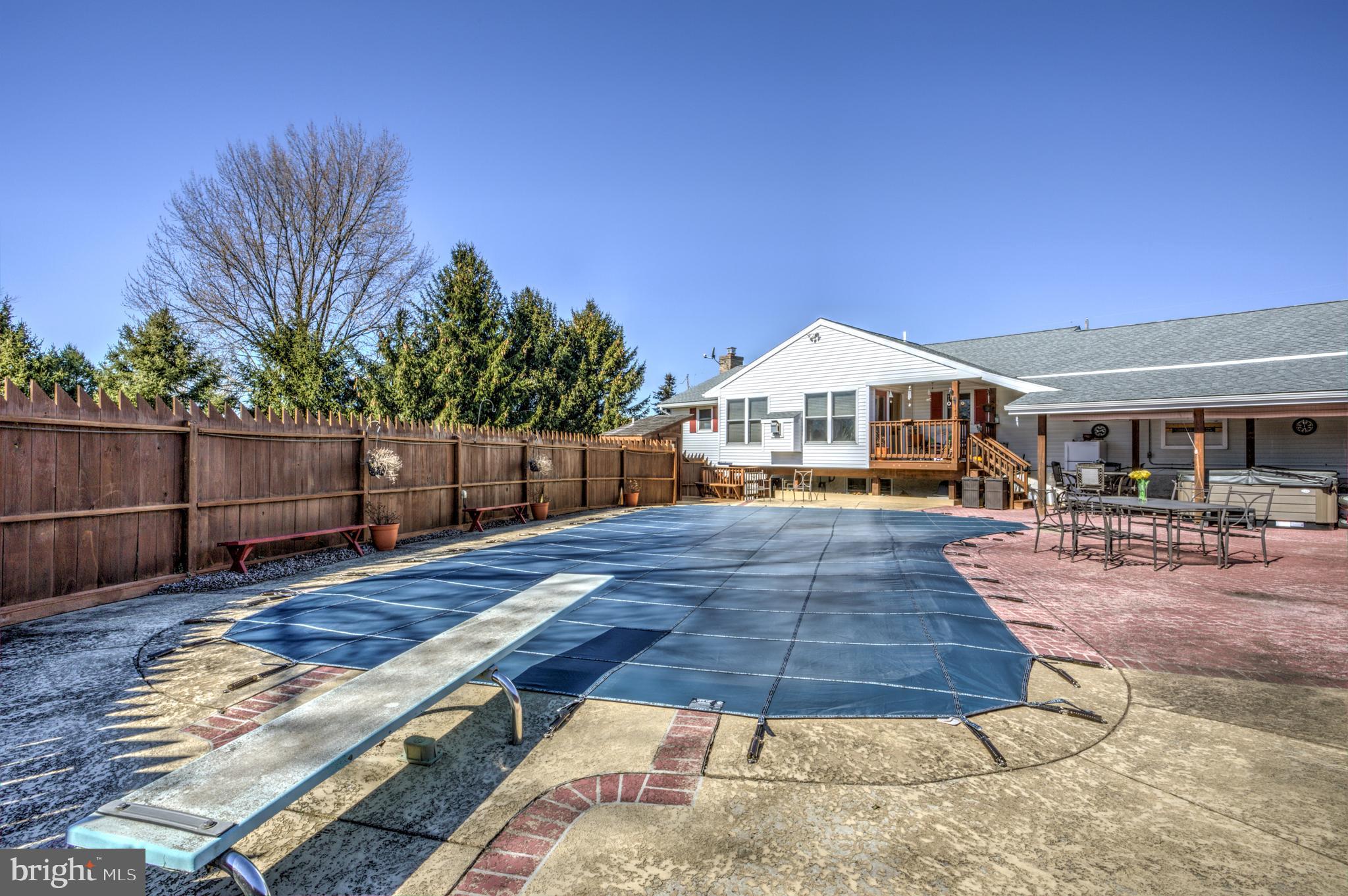 2363 Sunnyside Road Manheim, PA 17545 - Photo 9 of 39 A Private oasis in chaotic times