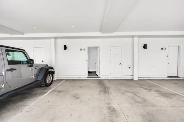 a view of parking area