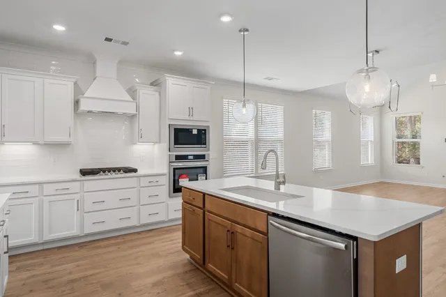 $849,990 | 7460 Atwater Circle, Fairview, TN 37062