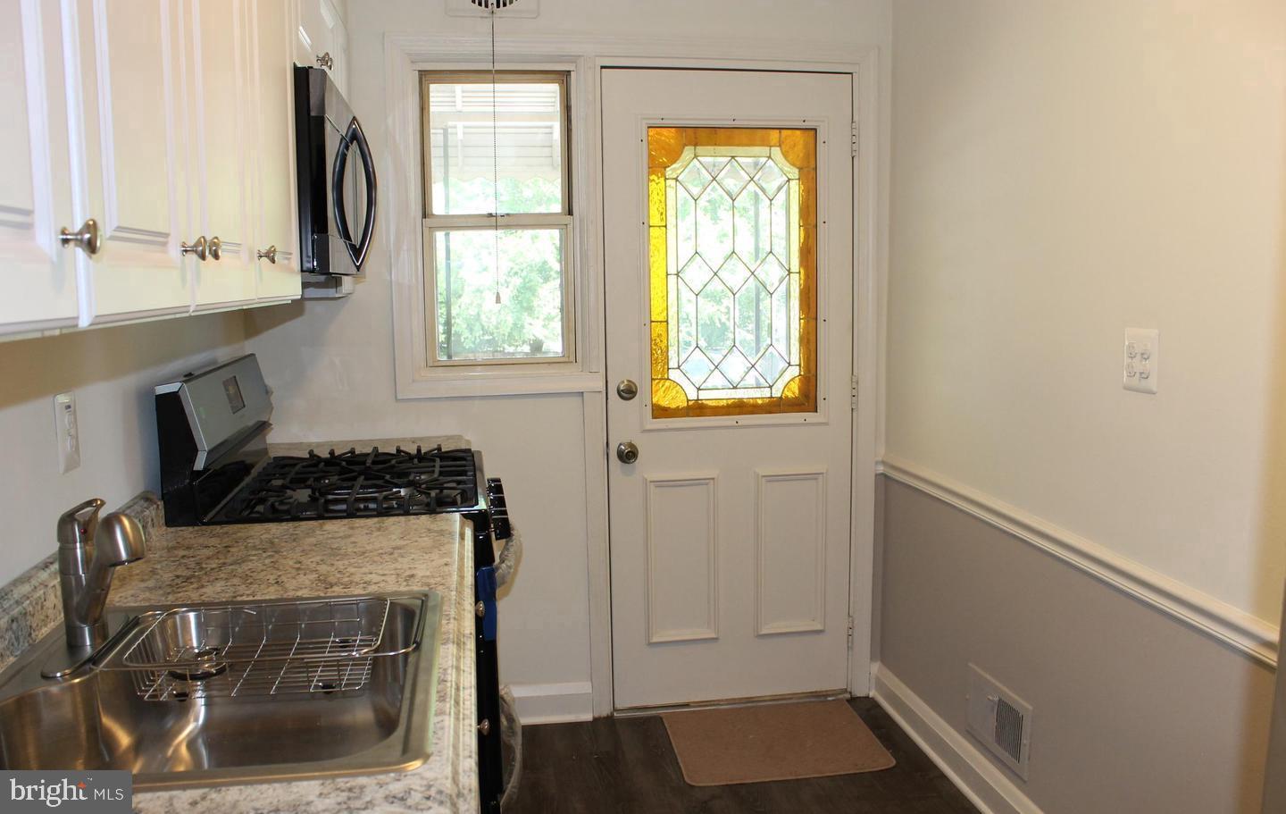 8432 Kavanagh Road Dundalk, MD 21222 - Photo 5 of 18